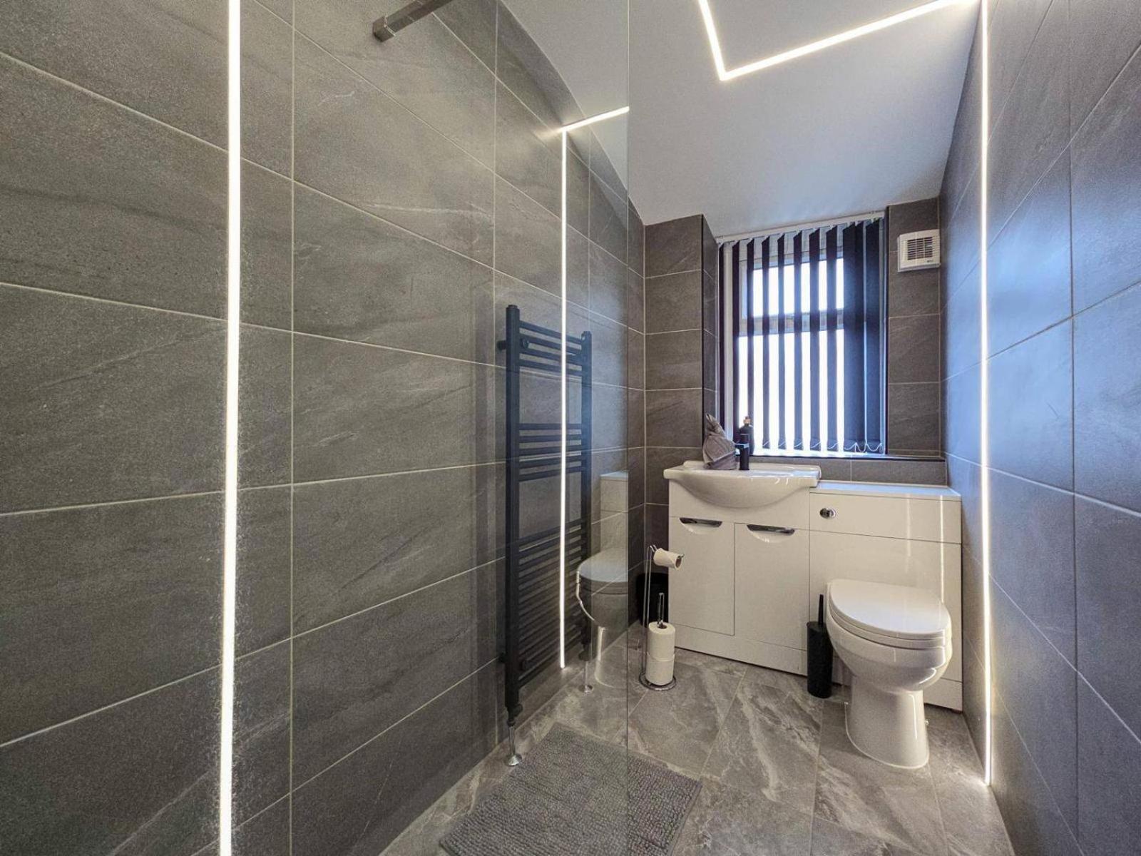 Bliss - Spacious 4-bed Blackpool